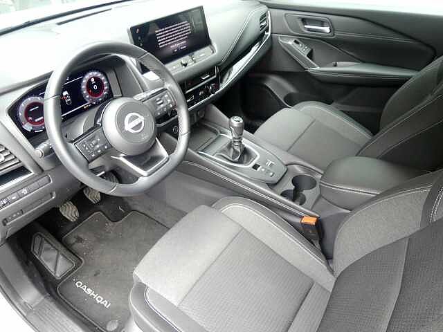 Nissan Qashqai 1.3 DIG-T MHEV N-CONNECTA 140 5P