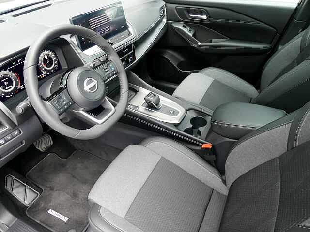 Nissan Qashqai 1.3 DIG-T MHEV N-CONNECTA CVT 158 5P